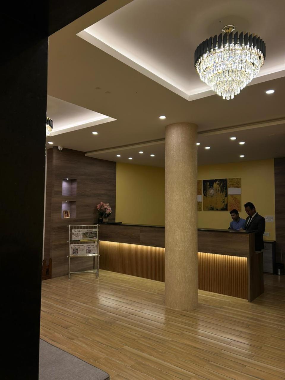 Hotel Dolly สิริกุรี ภายนอก รูปภาพ